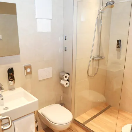Hotel Schwaben Ebnisee 3*